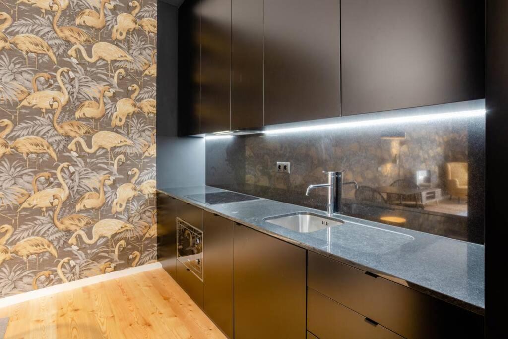Boutique Rentals-Art & Charm II Apt W/ Terrace Porto Eksteriør billede
