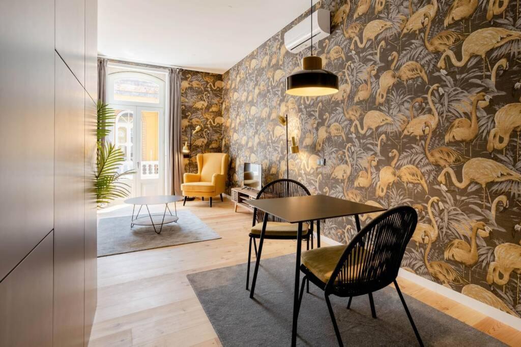 Boutique Rentals-Art & Charm II Apt W/ Terrace Porto Eksteriør billede