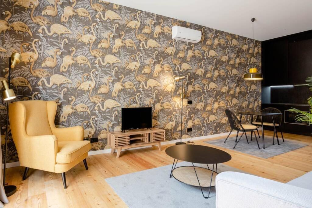 Boutique Rentals-Art & Charm II Apt W/ Terrace Porto Eksteriør billede